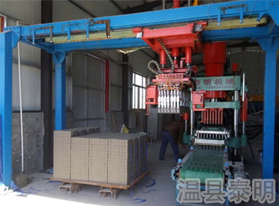500T液壓磚（zhuān）機